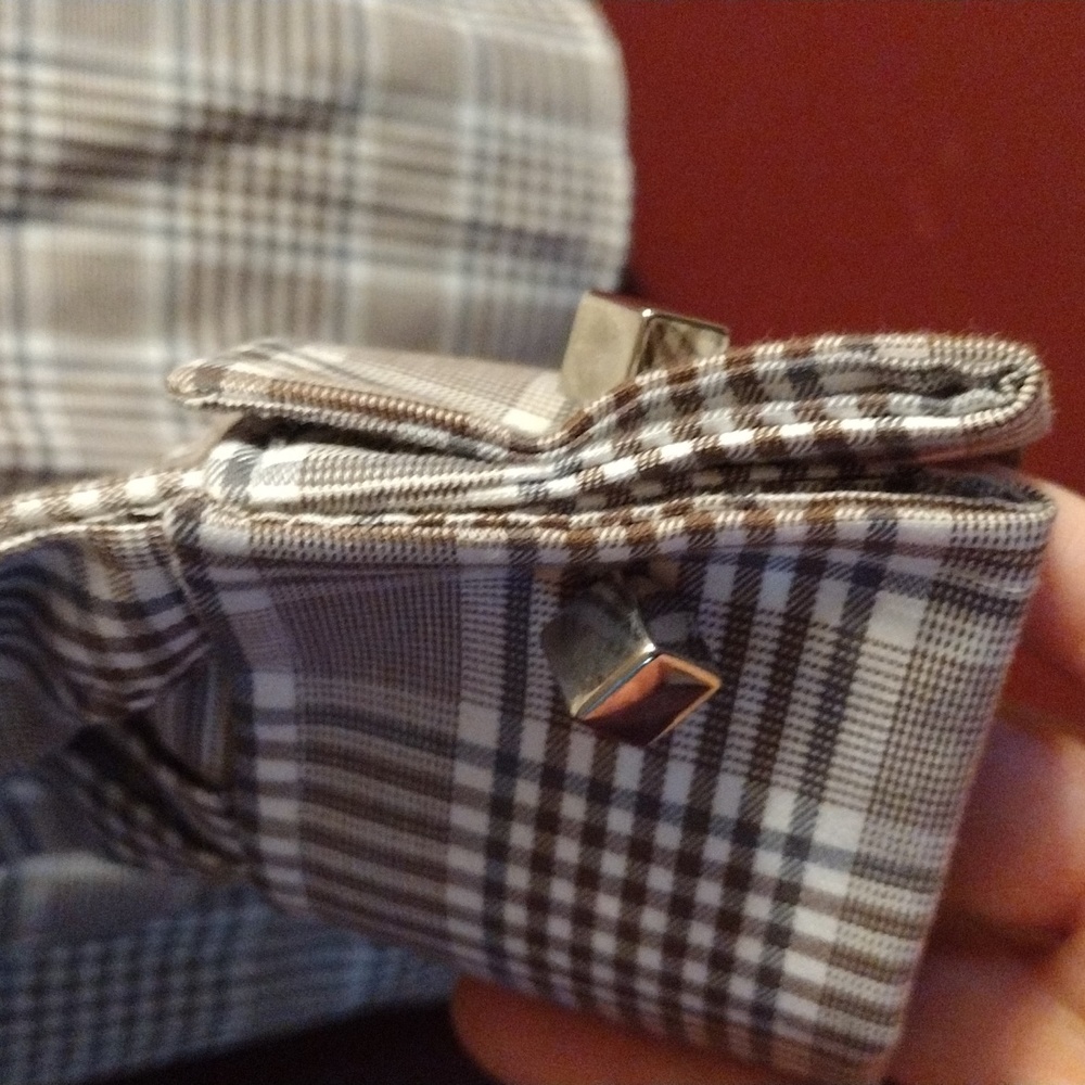 Men's Sean John button down brown, grey and beige shirt with fancy cuff links - Picture 3 of 5